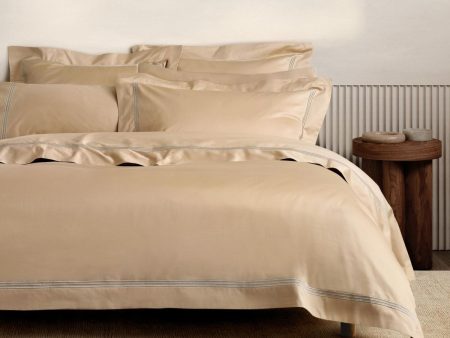 1200TC PALAIS LUX Almond Quilt Cover by Sheridan For Sale