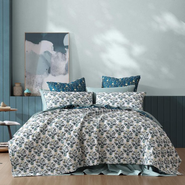 Serendipity Coverlet Set by Logan and Mason For Discount